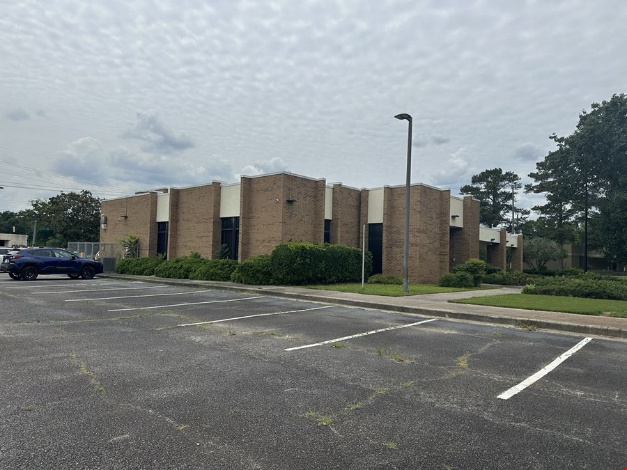 Former Bank of America Branch