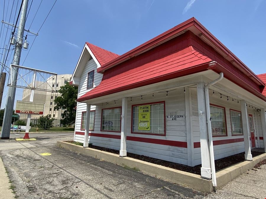 St. Joe Plaza