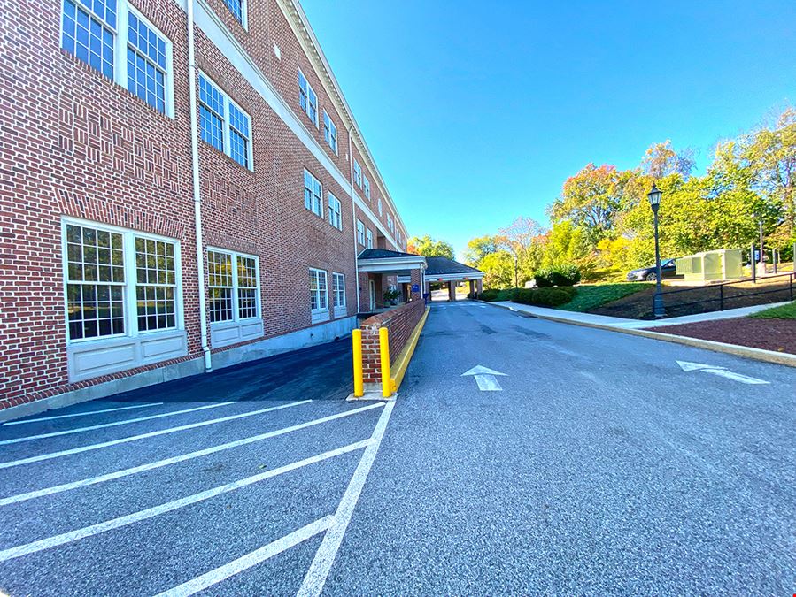 4242 Carlisle Pike