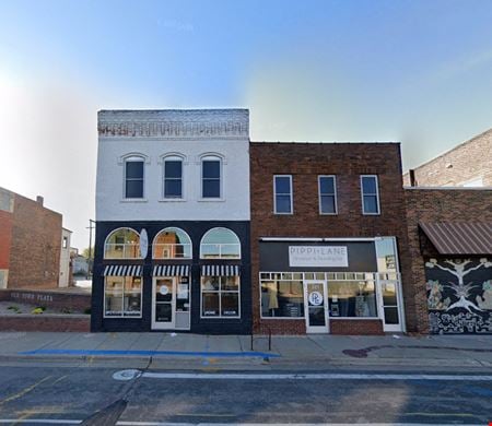 Preview of Retail space for Sale at 521 - 523 North Riverfront Drive