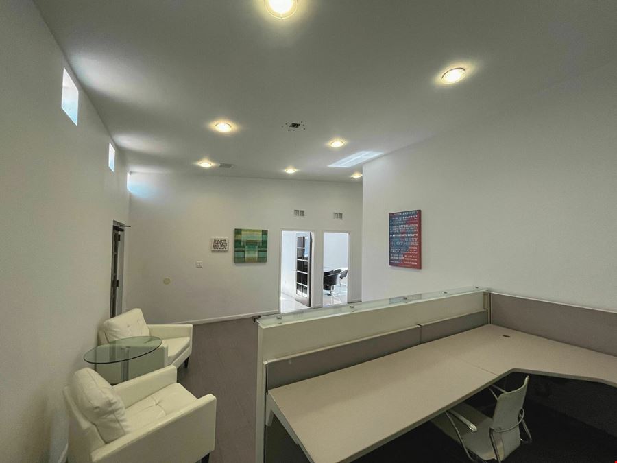 Country Club Suites