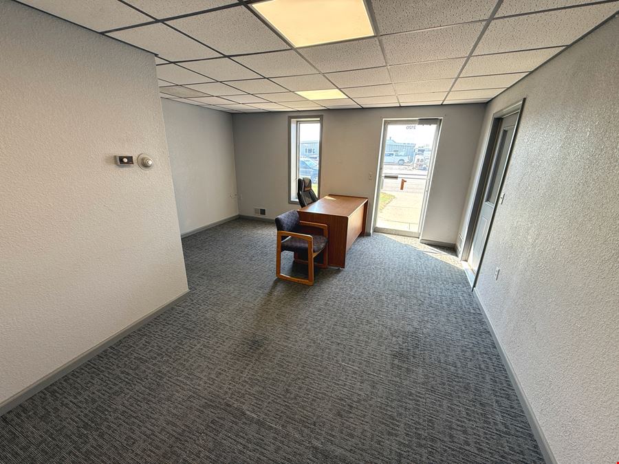 2120 Lovett Ave