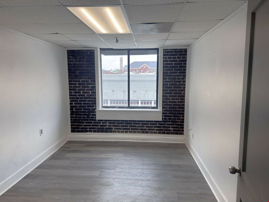 Downtown Gainesville Office Suites Available