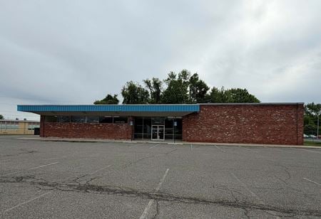Preview of Retail space for Rent at 162 S Broadway