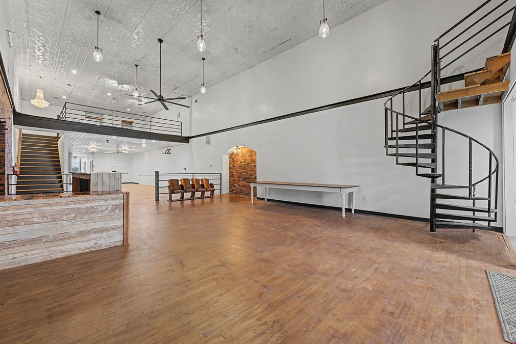 109 Main St SE