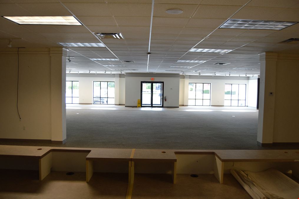 Premier Commercial Leasing Opportunity in Dunnellon, FL