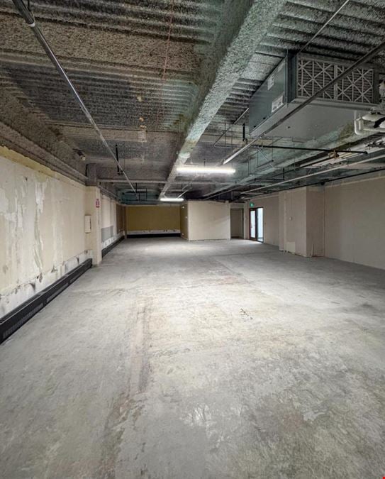 206 S Broadway - Multiple Spaces For Lease