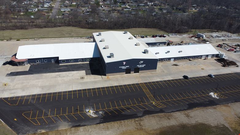 Preview of Industrial space for Rent at 4200 E Washington St