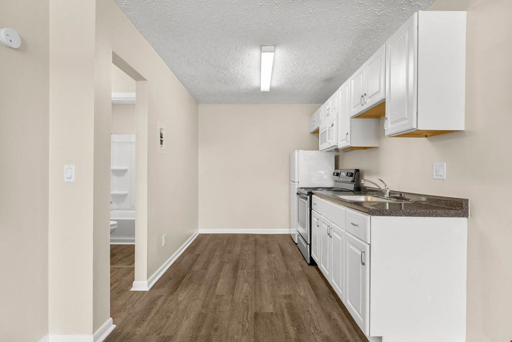 644 Caladium Cir