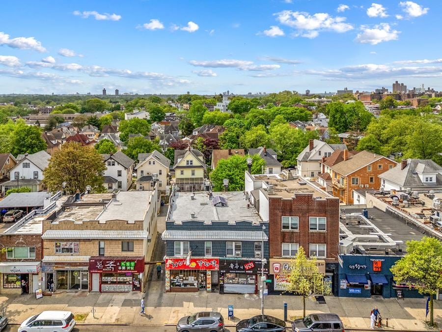 152-26/28 Northern Blvd