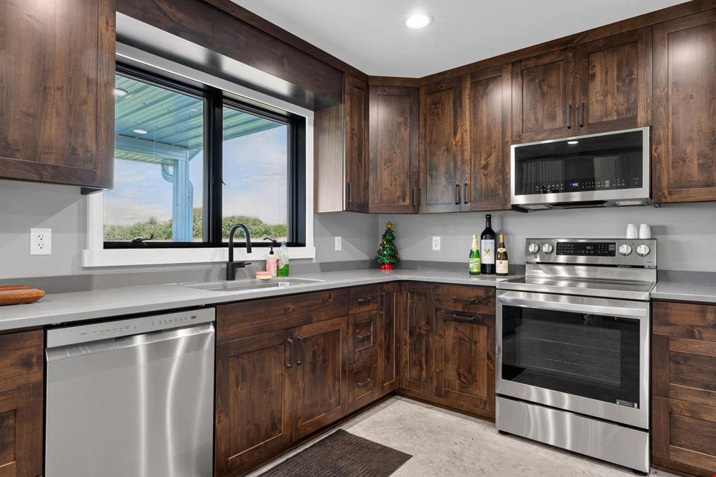 Rochester Premier 35 Acre Estate