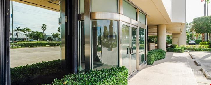 Boutique owner-user office building with oversized balconies and garage parking in North Palm Beach, FL