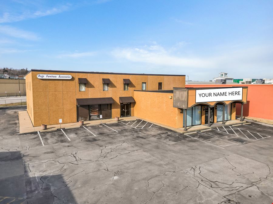 Retail Building for Lease