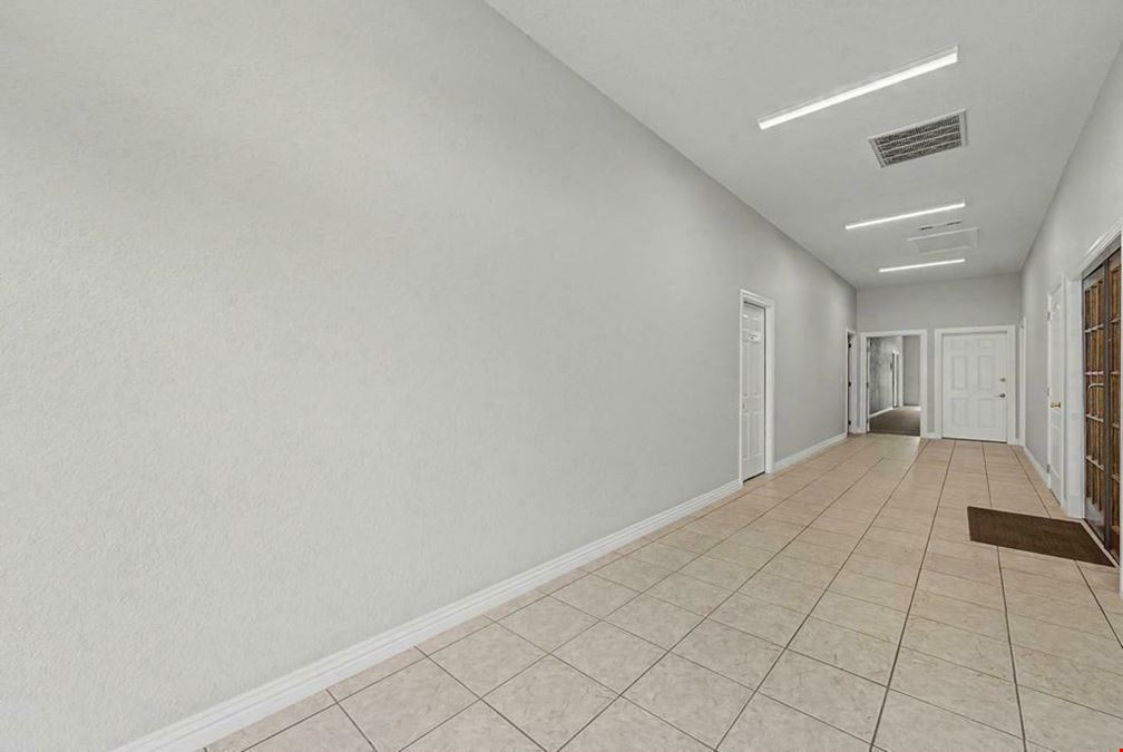 102 SE Executive Dr