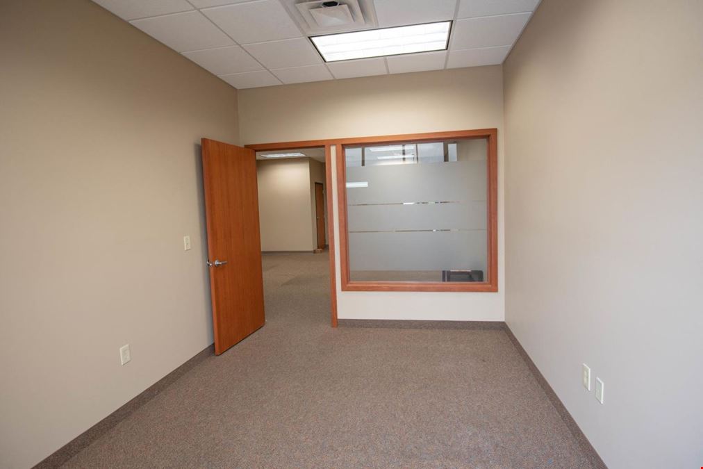 7389 Airport View Dr SW Suite 300 - Professional SW Office Space