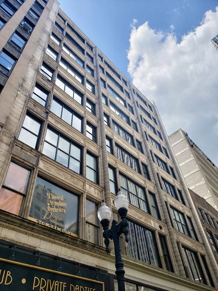 Preview of Commercial space for Rent at 218 S Wabash