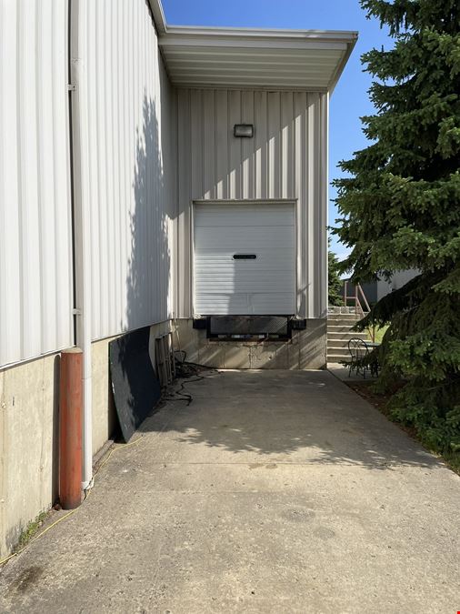 380 Industrial Dr