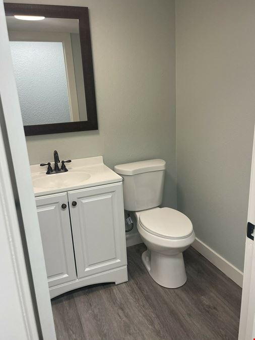 MOVE-IN SPECIAL! AFFORDABLE OFFICE SPACE AVAILABLE