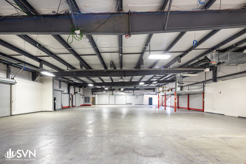 For Lease: Industrial Flex Property