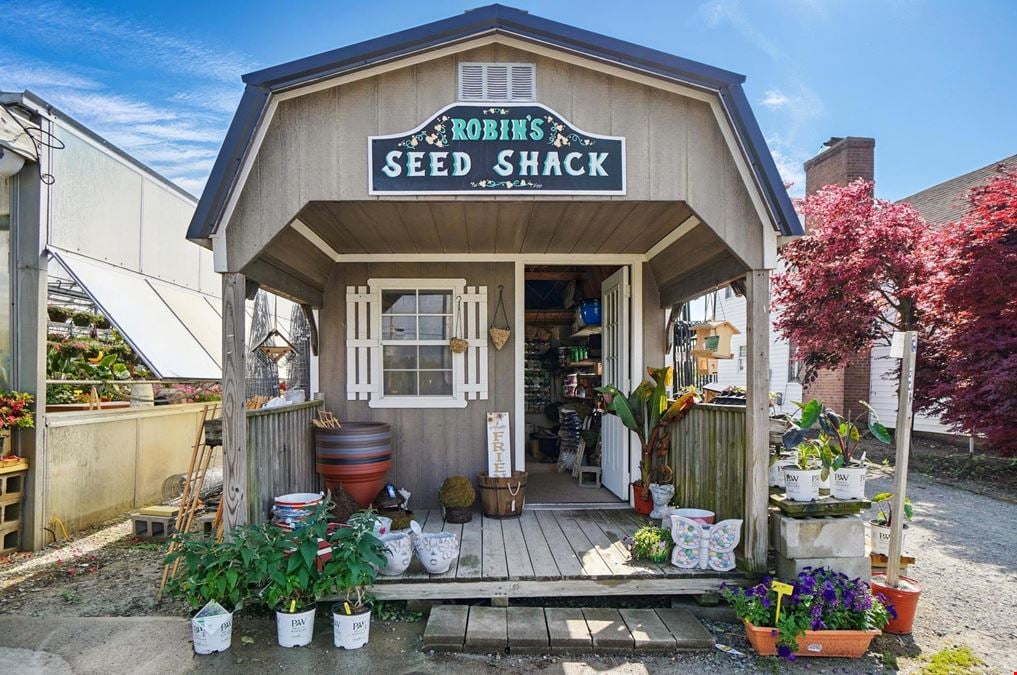 Robin's Nursery & Greenhouse