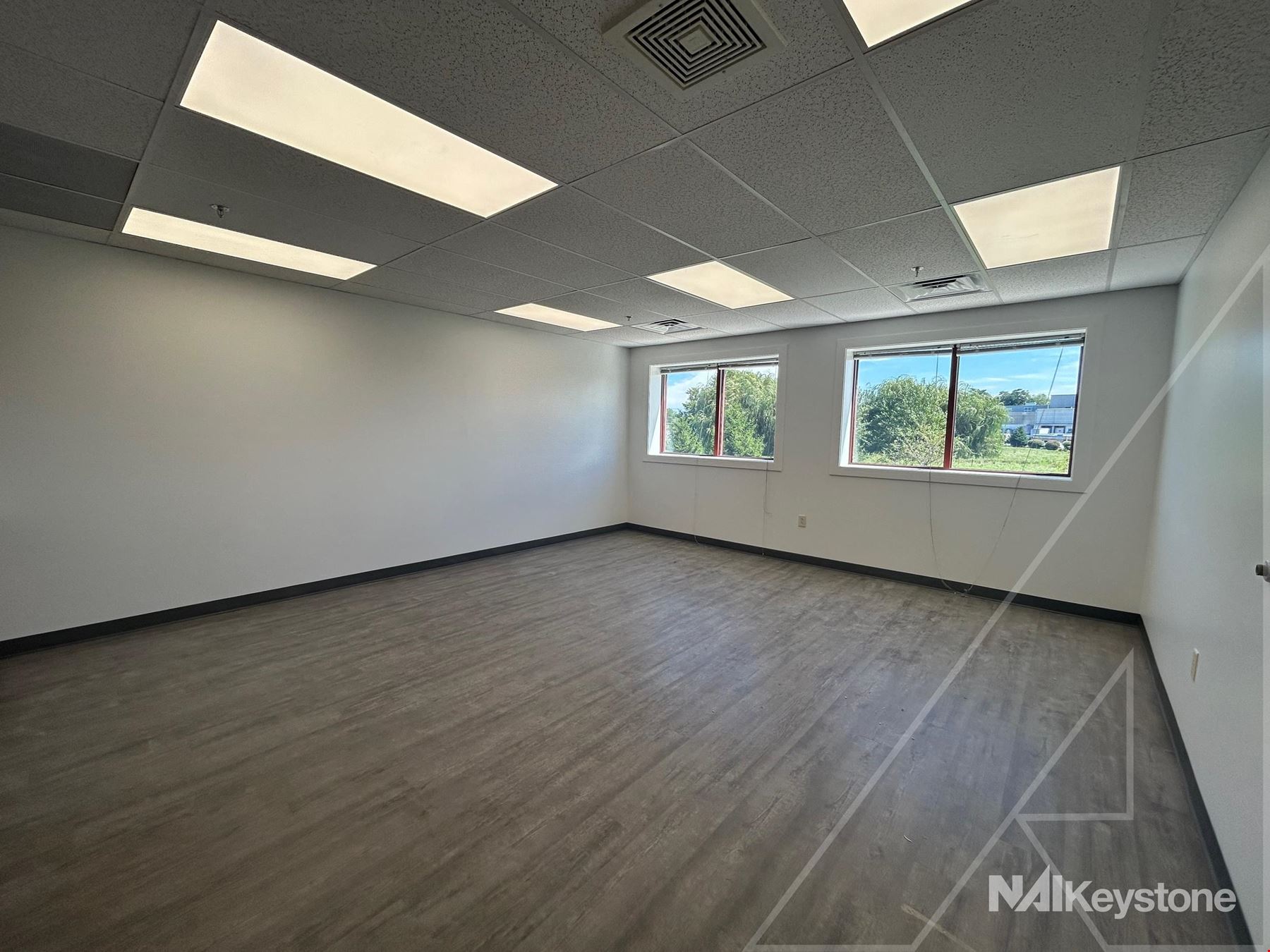 5004 Horseshoe Pike