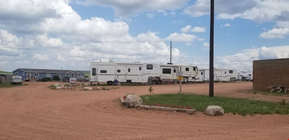 RV Park for Sale: The RAKKEN ARROW RV Park, 86 Spaces