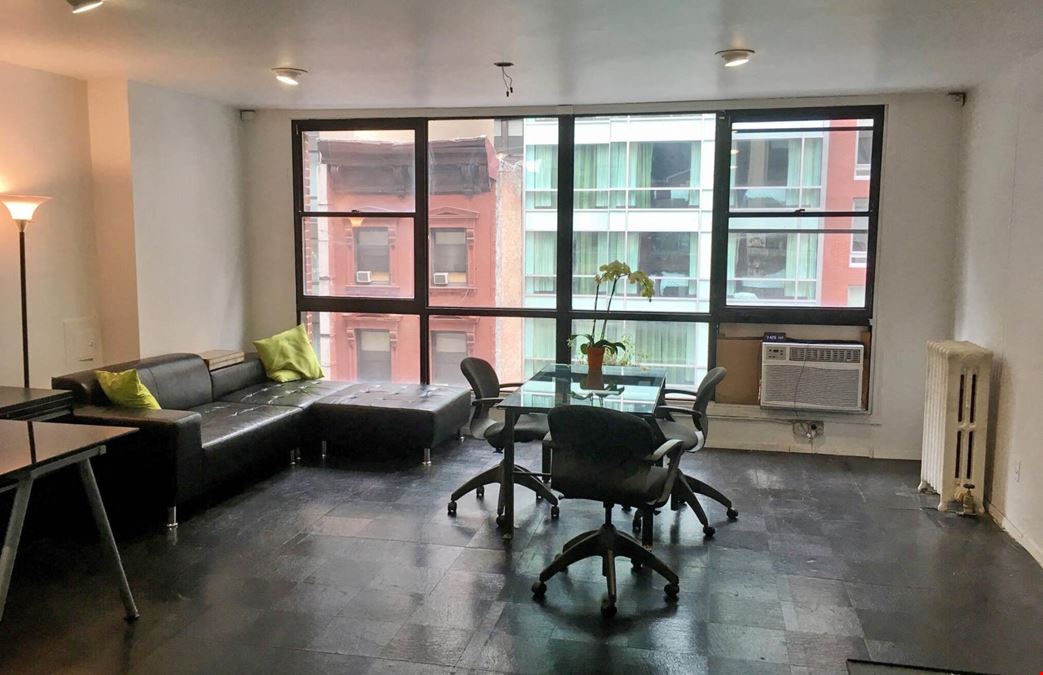 41 W 36th St
