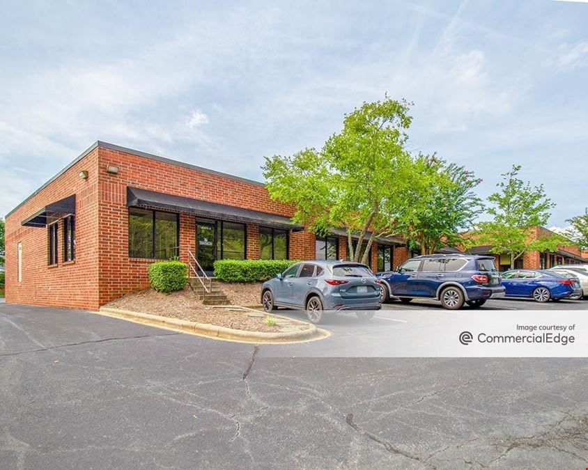 Lake Norman Commerce Center