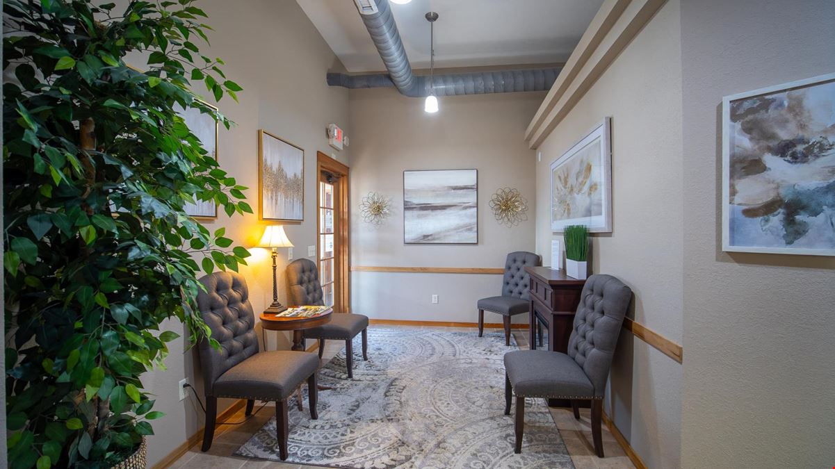 Professional Office Space For Lease in the Highlands