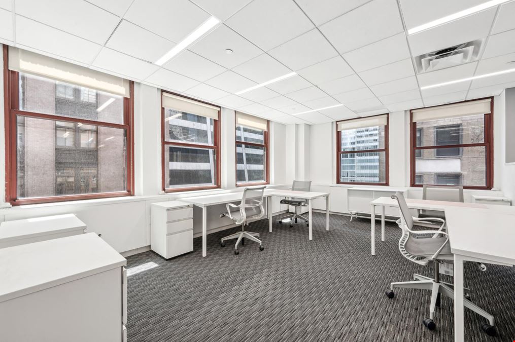 28 West 44th Street - 10th Floor Sublease