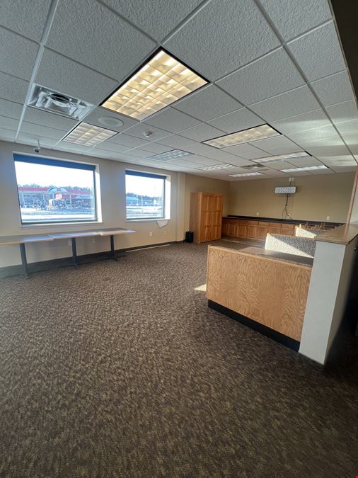 3299 Roosevelt Rd - SALE
