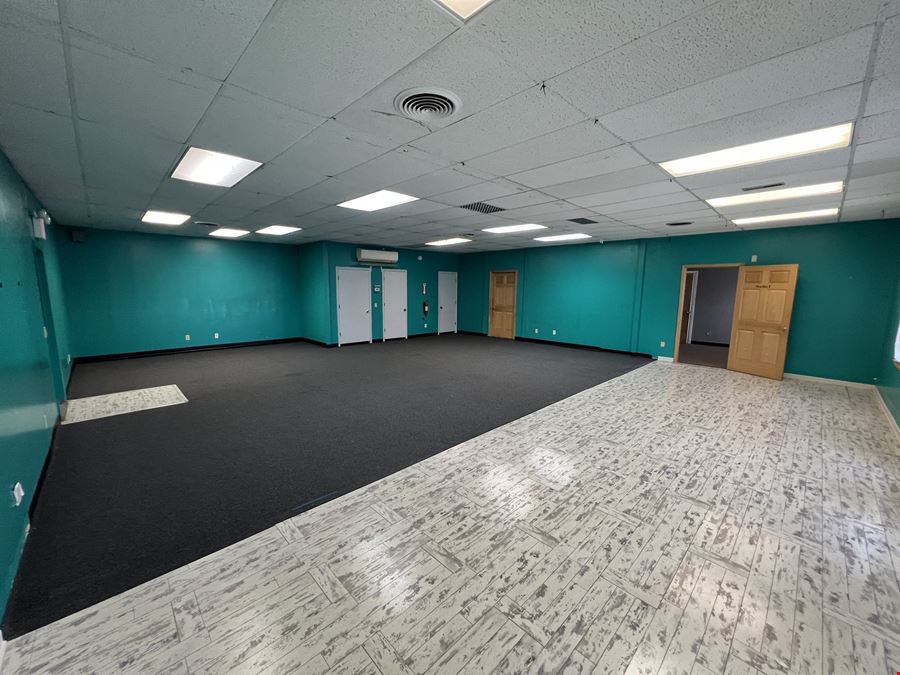 1,800 & 10,994 SQ.FT. FOR LEASE