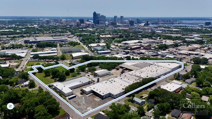 For Sale | Warehouse & Office Complex 204,144± SF on 11.41± AC