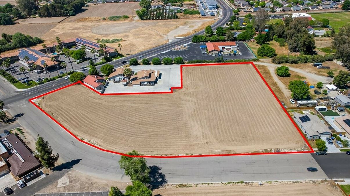 ±3.489 Acres of Prime Commercial Land in Lemoore, CA