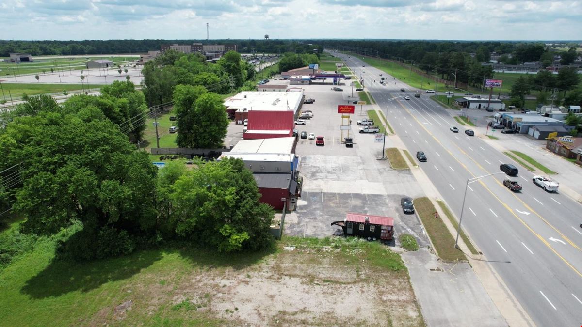15090 Fort Campbell Blvd
