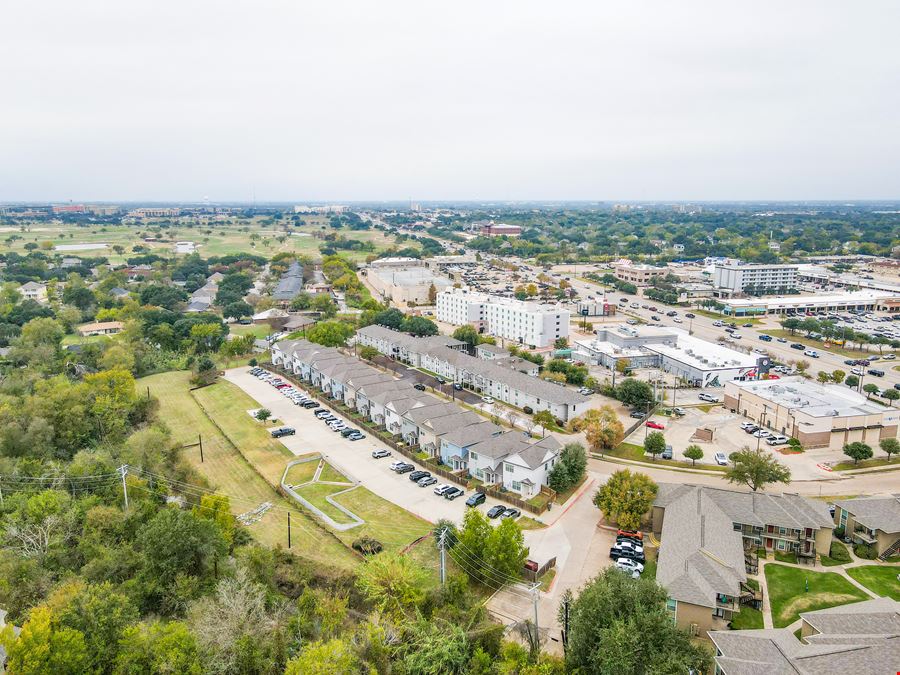 Redmond Row Townhomes