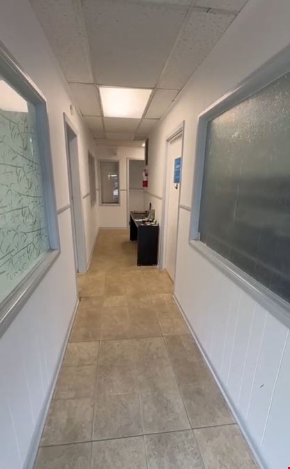 101 E Main St