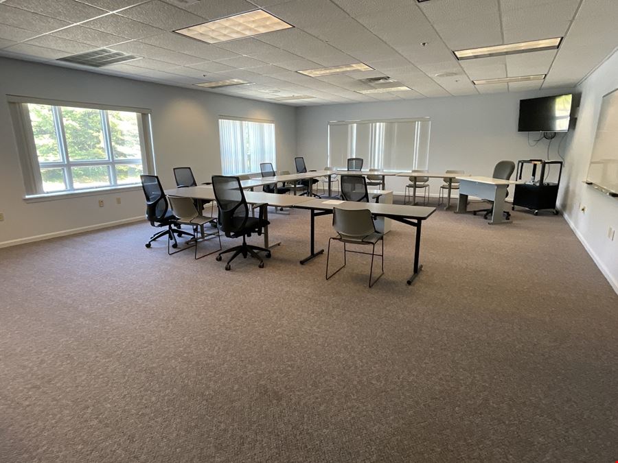Office/Industrial/Flex Space For Lease