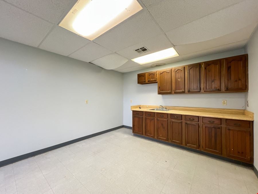 Large Office in the Rathborne Business Park