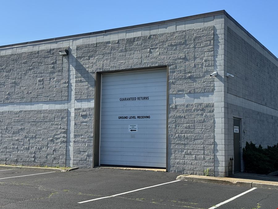 100 Colin Dr