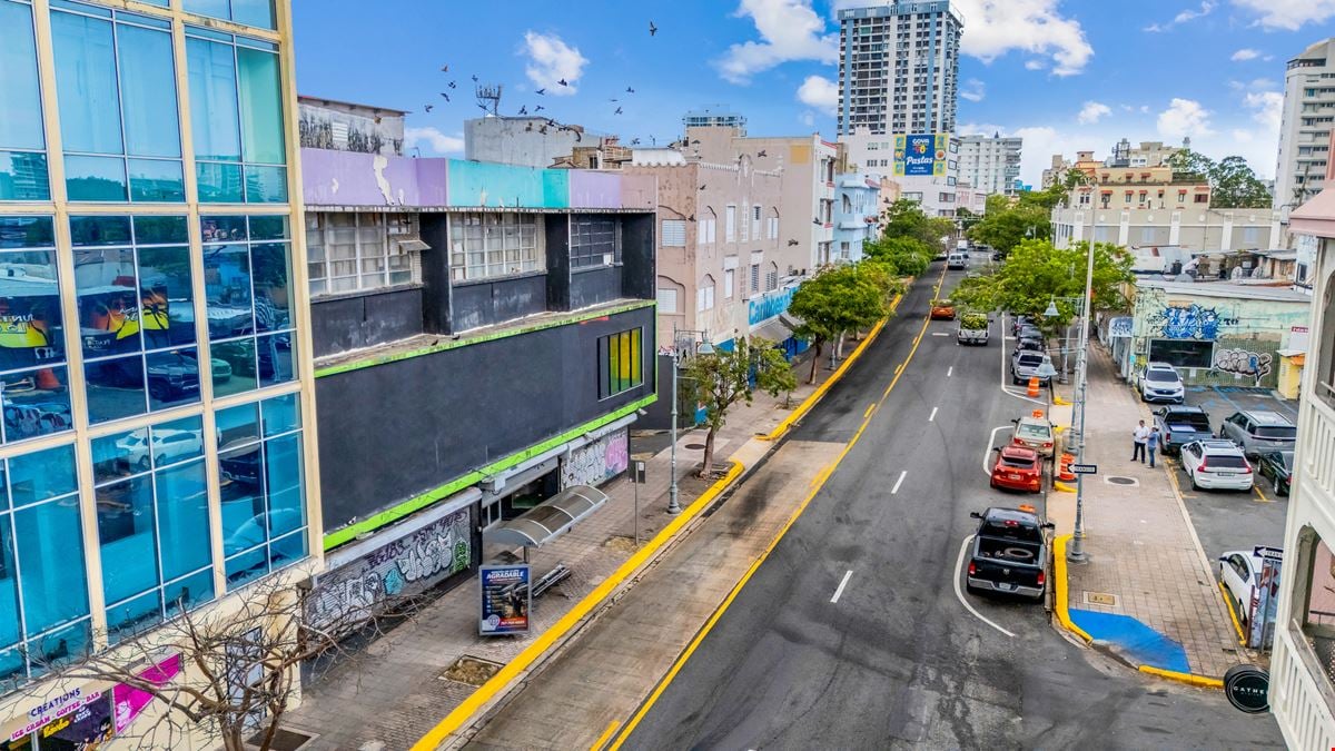 Three-story Commercial Building @ Ponce de Leon, San Juan - For Sale