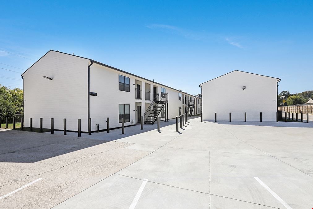 Zurqui at Mohican: Renovated Mid City North Apartments