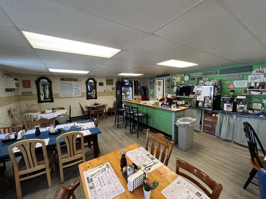 Multi-Tenant Commercial Investment Opportunity