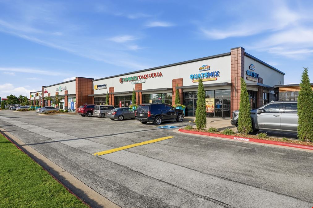 2111 S Old Missouri Rd