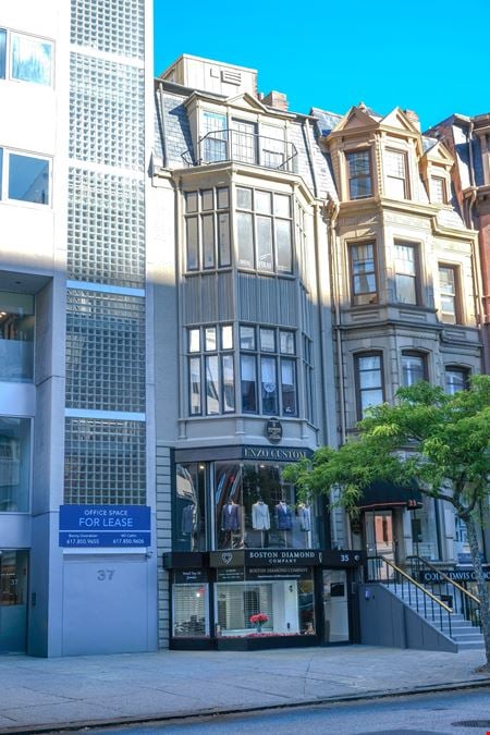 35 Newbury St
