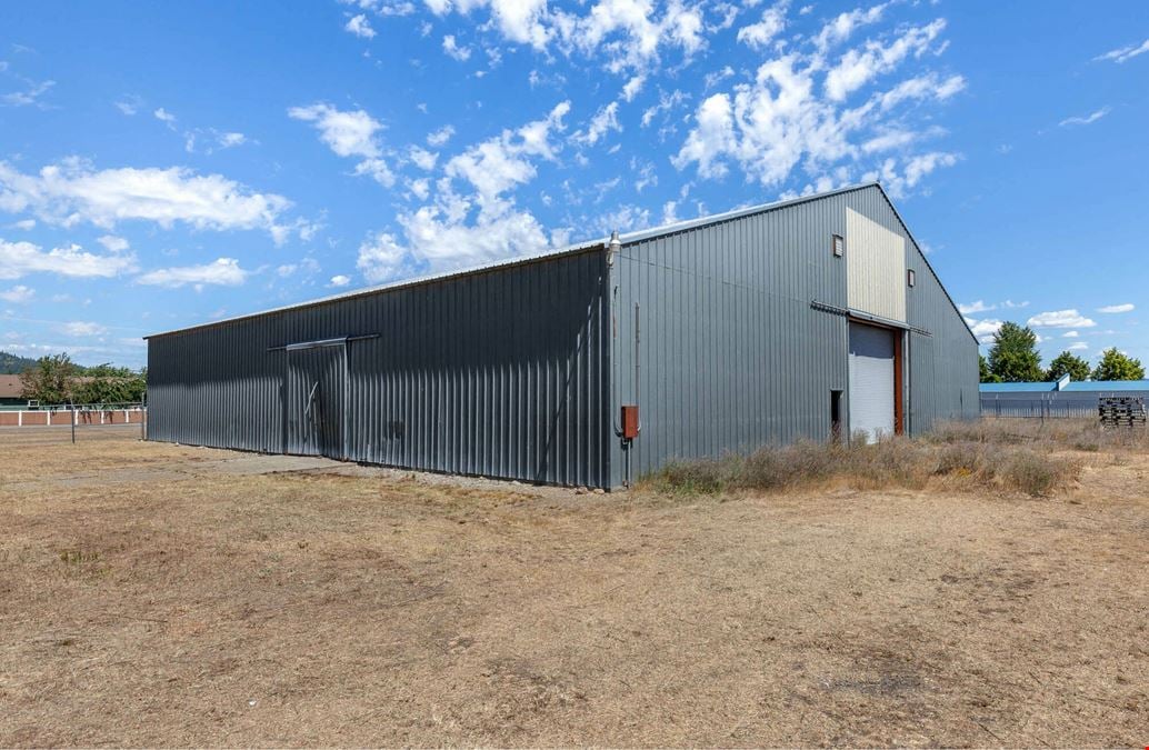 7880 & 7836 W Boekel Rd