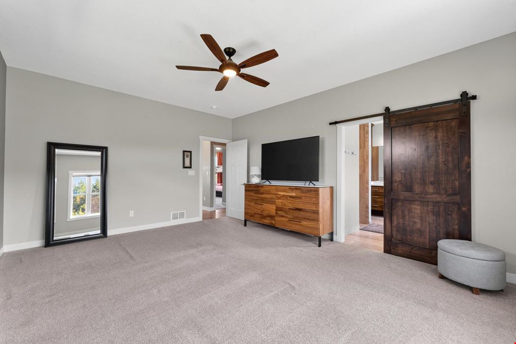 Rochester Premier 35 Acre Estate