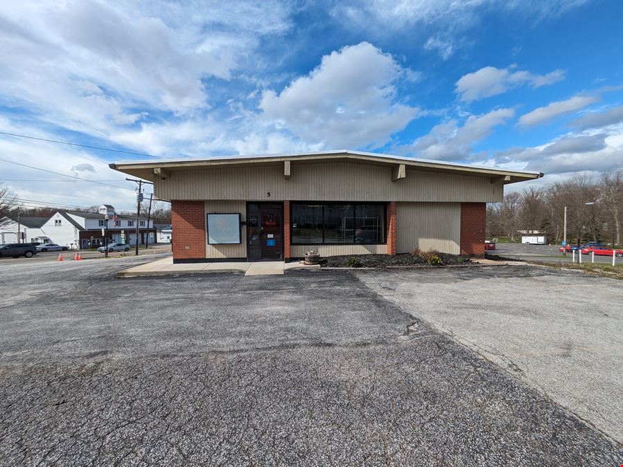 Retail Building on Highly Visible Corner