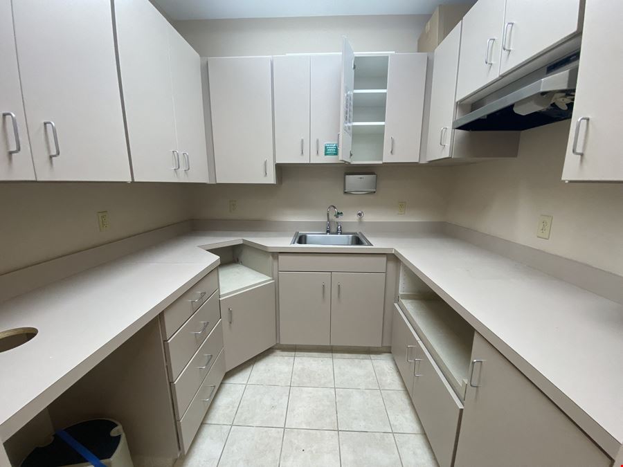 Office | Medical for Sale or Lease in Dexter