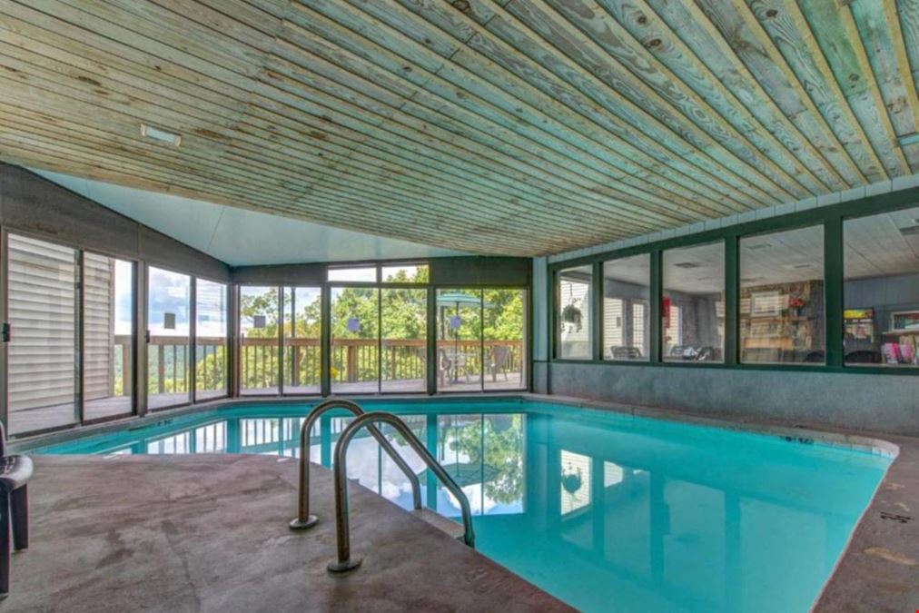 1102 Ski View Dr Unit 208